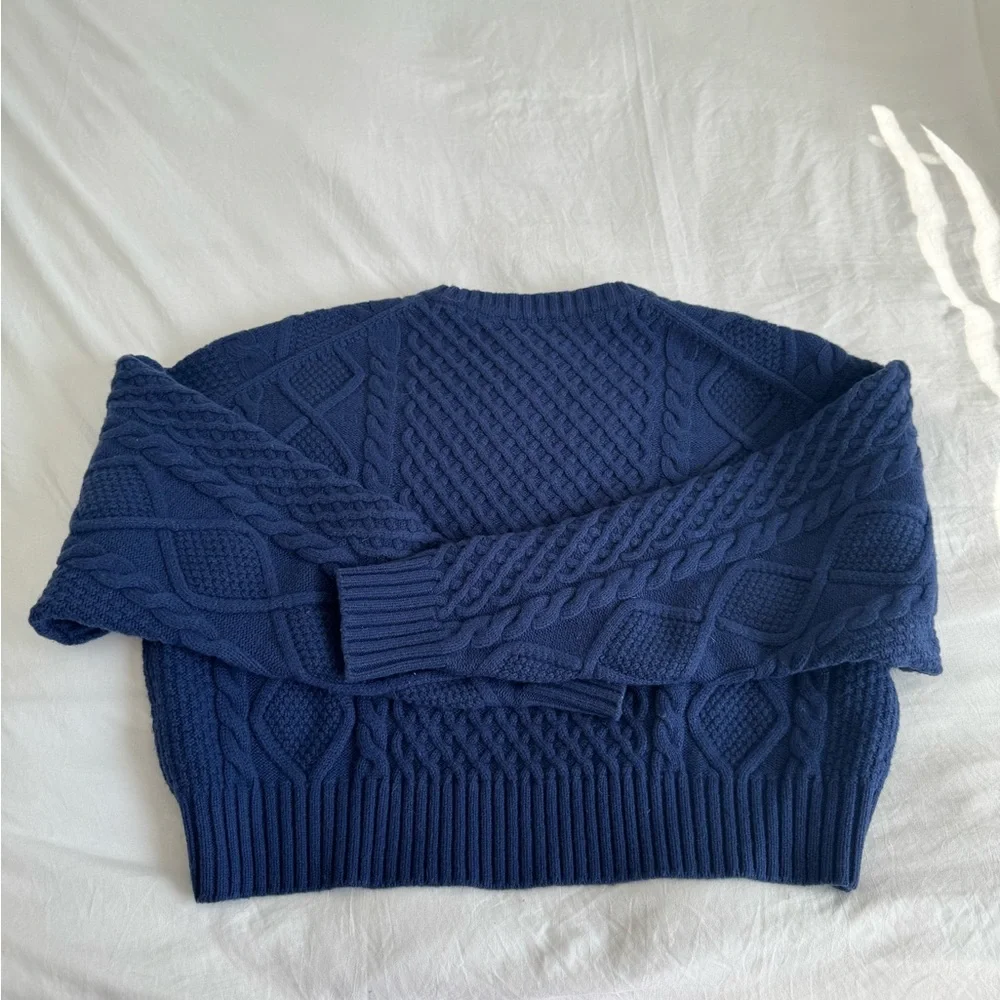 Aritzia Peggy sweater cropped Blue - Picture 7 of 7